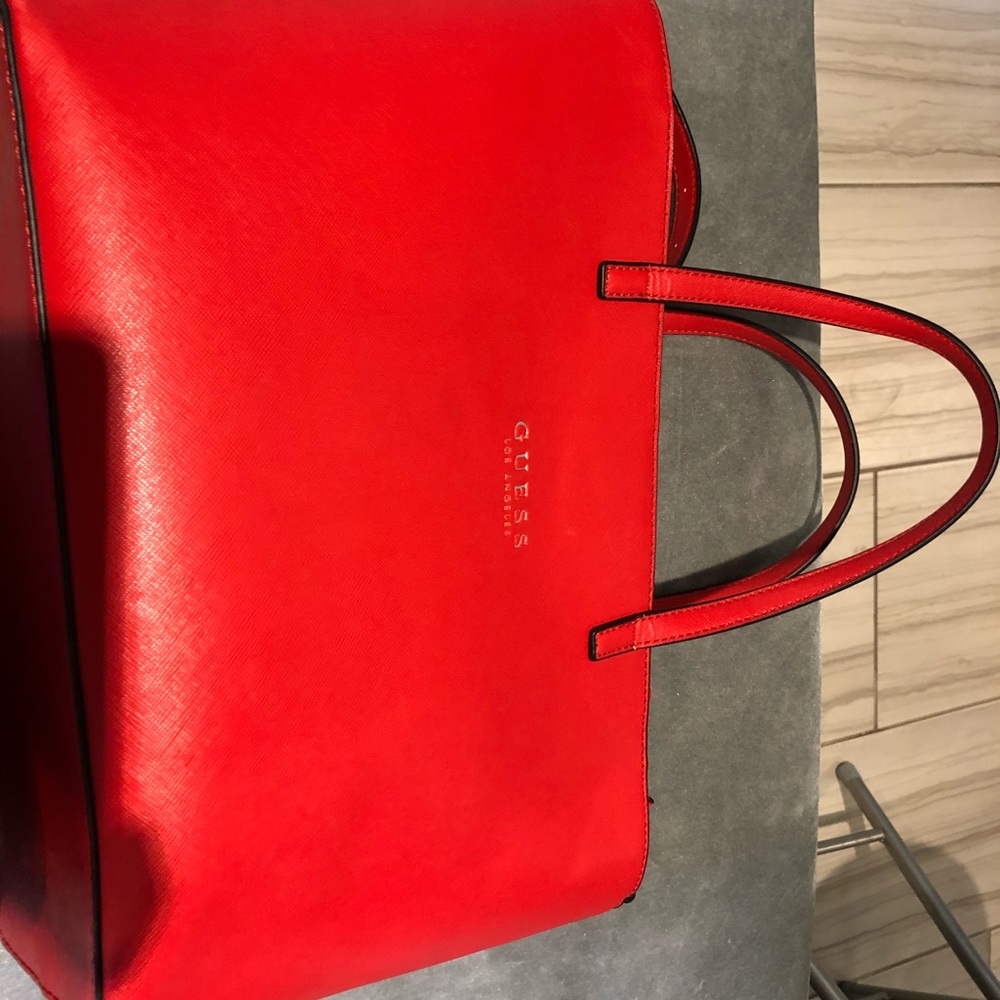 New guess bag